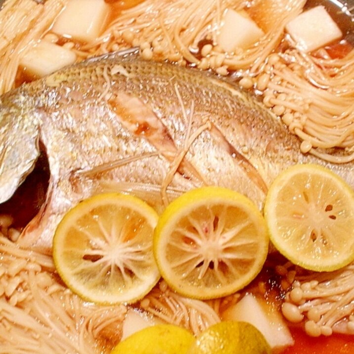 フライパンで手軽に煮魚♪鯛の和クアパッツァ